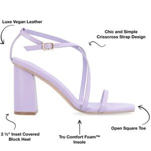 Journee Collection Lenorra Sandal